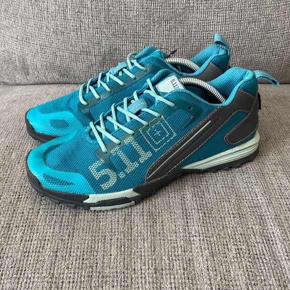 5.11 Tactical Recon Rope Ready sneaker workout shoe size 6 - Picture 3 of 8